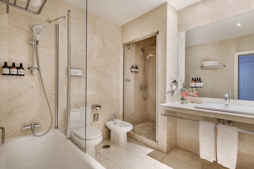 Hotel NH Collection Madrid Abascal küçük fotoğraf 4