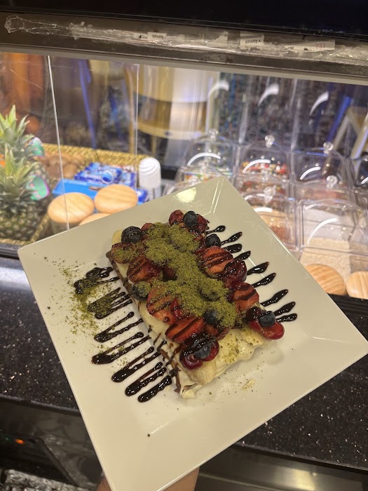 Waffle’cı Kaan Akyaka küçük fotoğraf 3