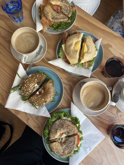WHITE HORSE COFFEE BAR küçük fotoğraf 4