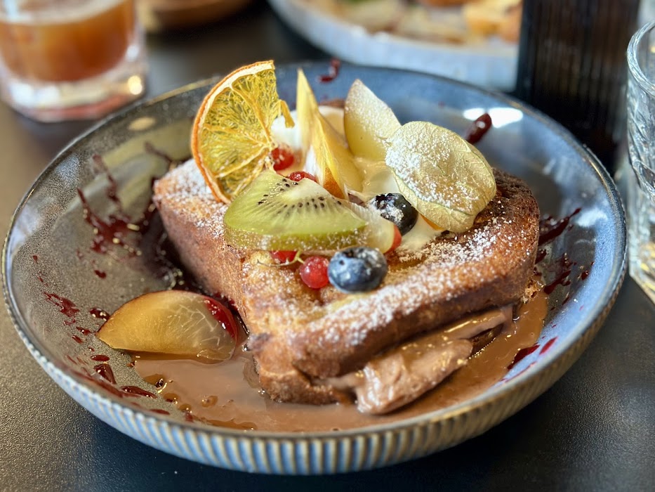 Idealist - brunch all day long, specialty coffee, pastries küçük fotoğraf 3