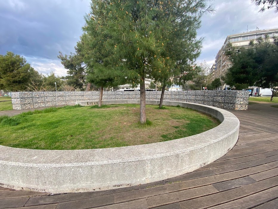 Nea Paralia Thessaloniki Rest Park küçük fotoğraf 3