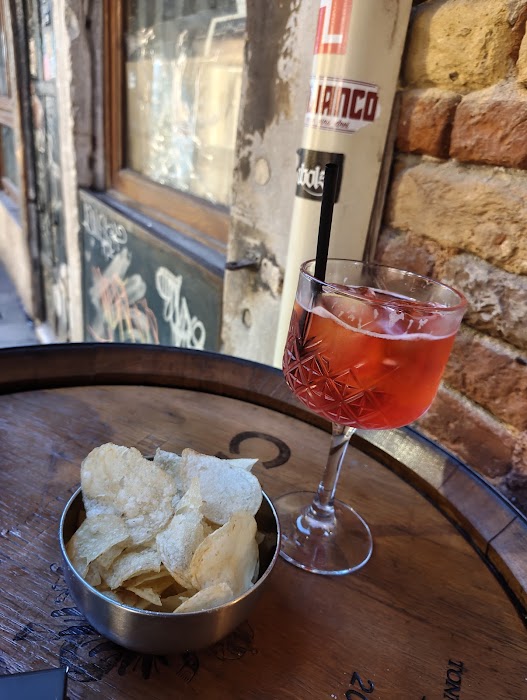 Rose bar küçük fotoğraf 3