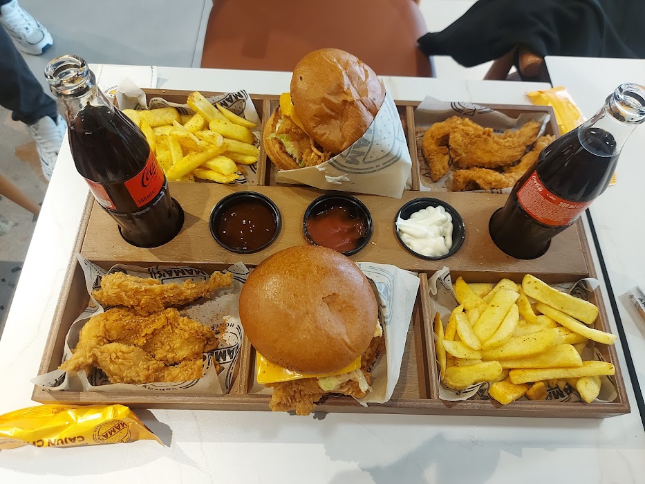 Mama's Burger Mahall Ankara küçük fotoğraf 3