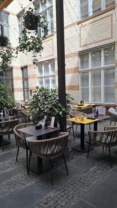 Upper Grill & Bar küçük fotoğraf 3