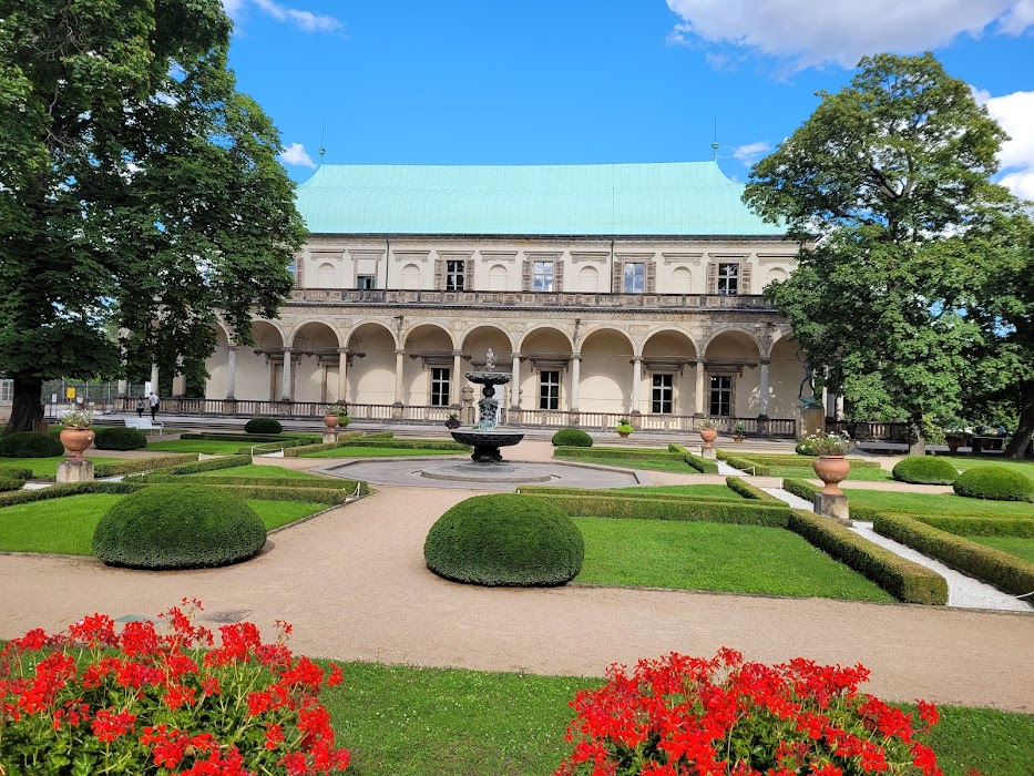 The Royal Garden küçük fotoğraf 2