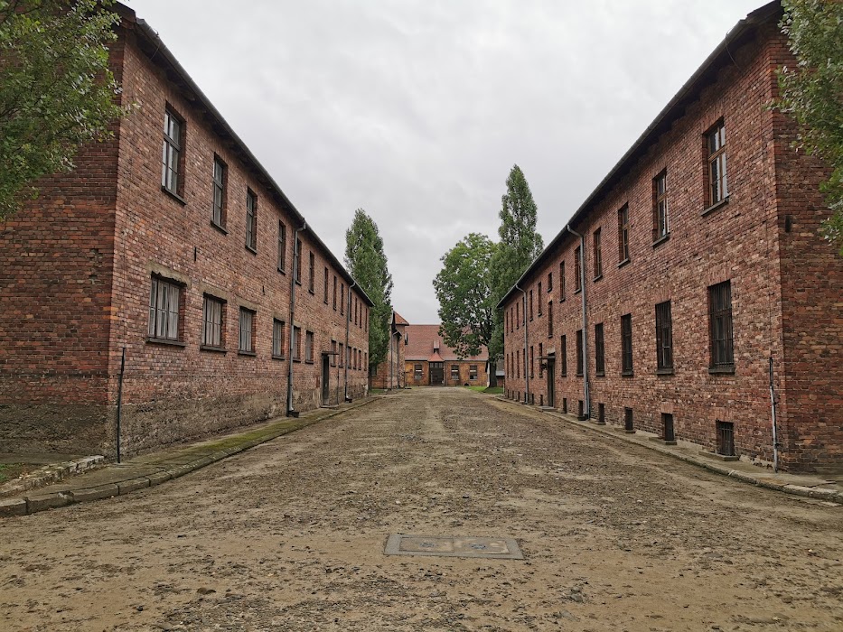 Memorial and Museum Auschwitz-Birkenau küçük fotoğraf 3
