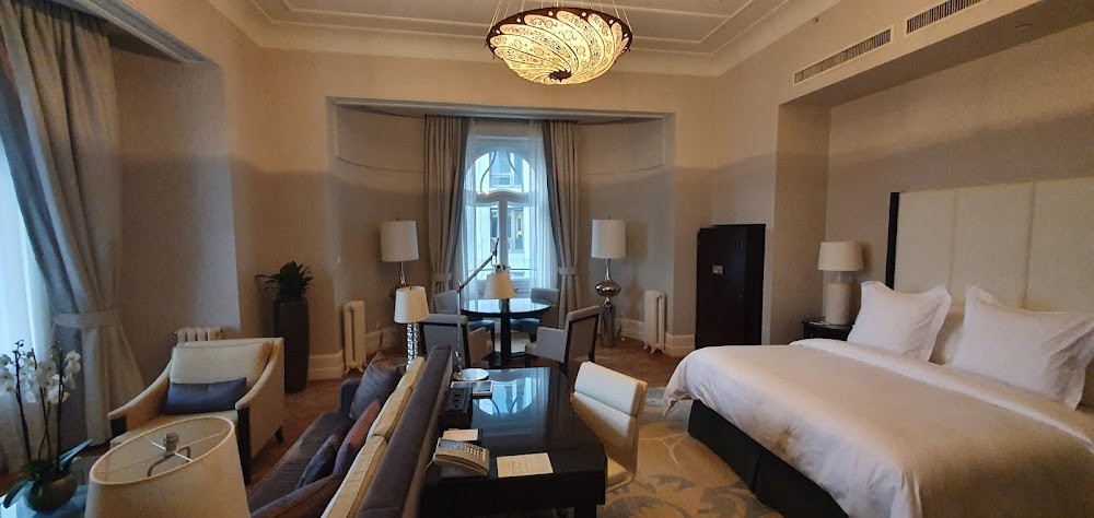 Four Seasons Hotel Gresham Palace Budapest küçük fotoğraf 3
