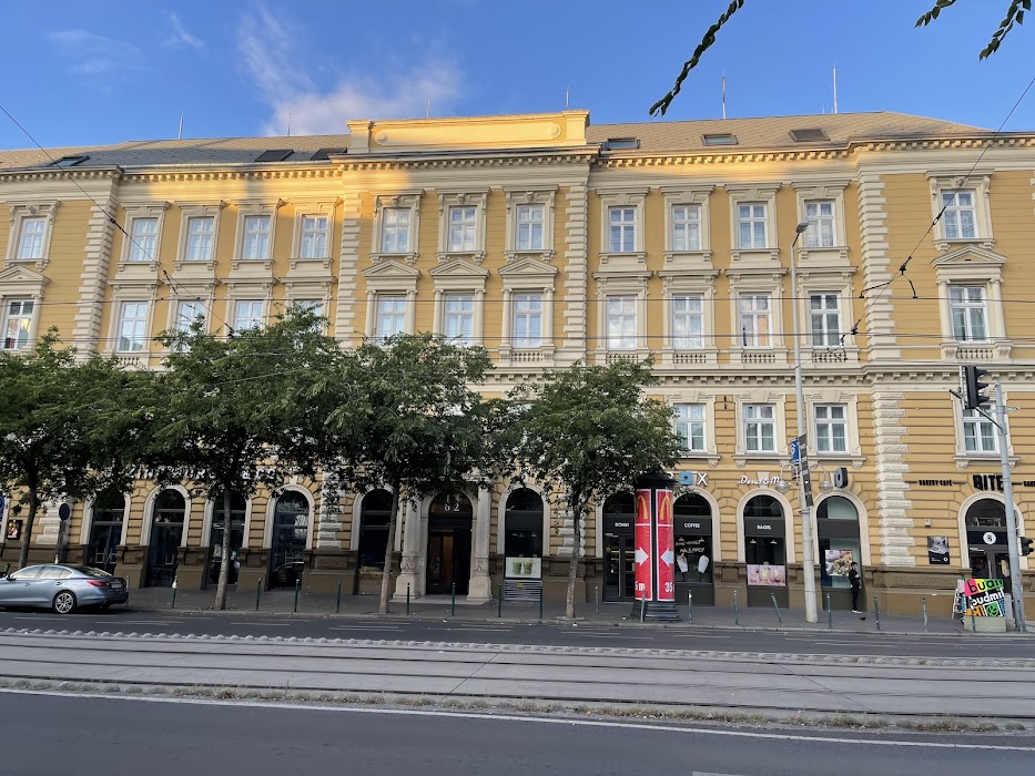 T62 Hotel küçük fotoğraf 2