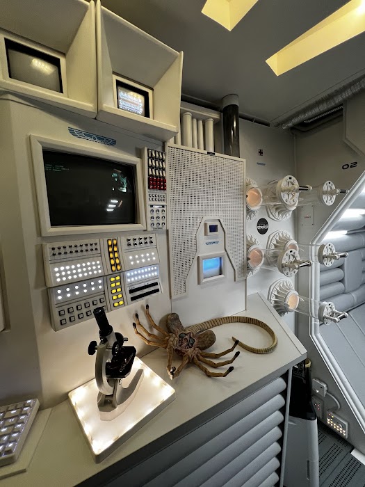 Museo Alien küçük fotoğraf 4