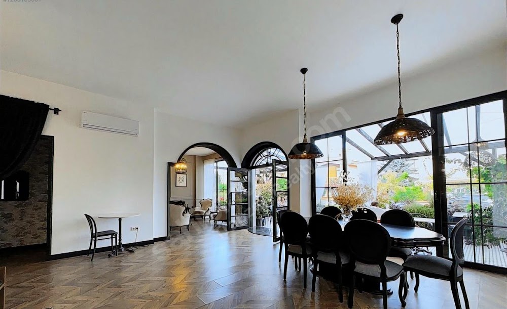 dyla cafe & restaurant küçük fotoğraf 2