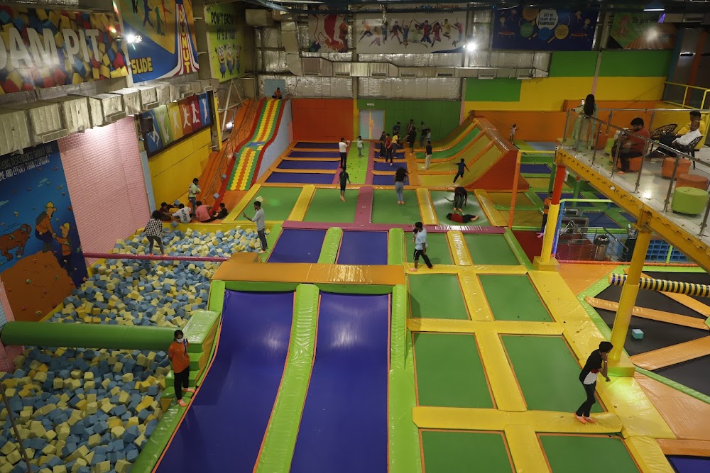 SkyJumper Trampoline Park - Delhi, Adventure Island | Birthday Parties | School Trips | Corporate Parties | Kitty Parties küçük fotoğraf 3