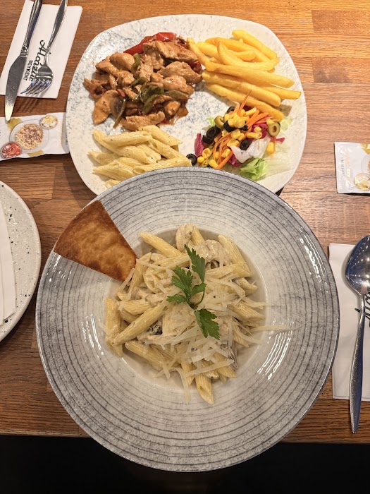 Alcazar Cafe küçük fotoğraf 4