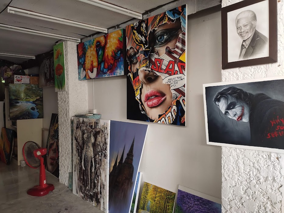 Kampon art gallery küçük fotoğraf 4