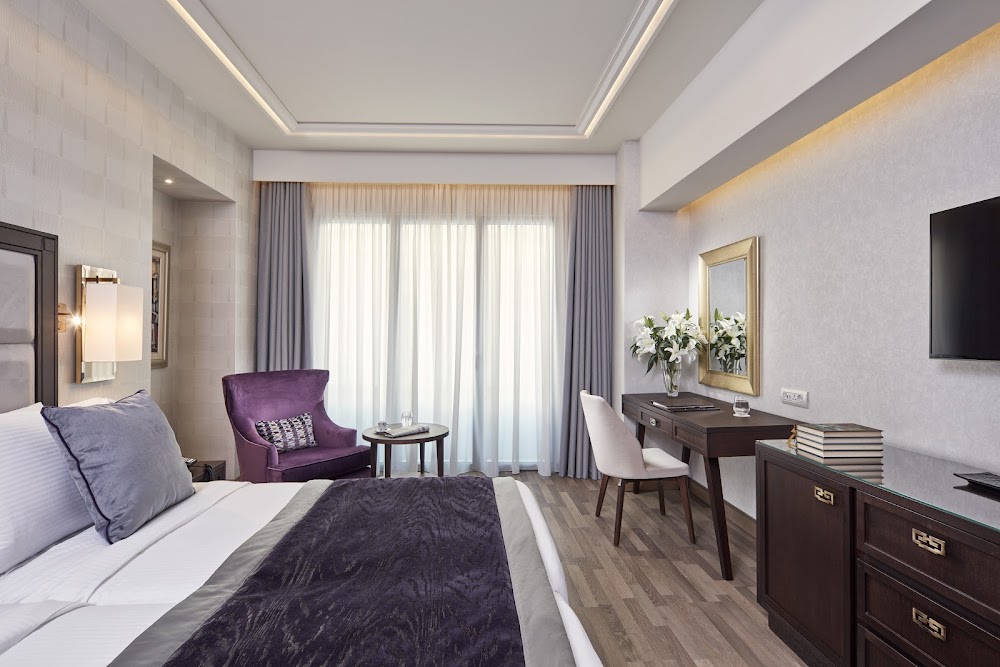 Electra Metropolis Athens küçük fotoğraf 3