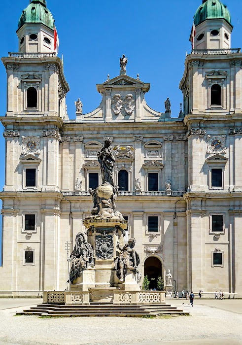 Dom zu Salzburg küçük fotoğraf 2