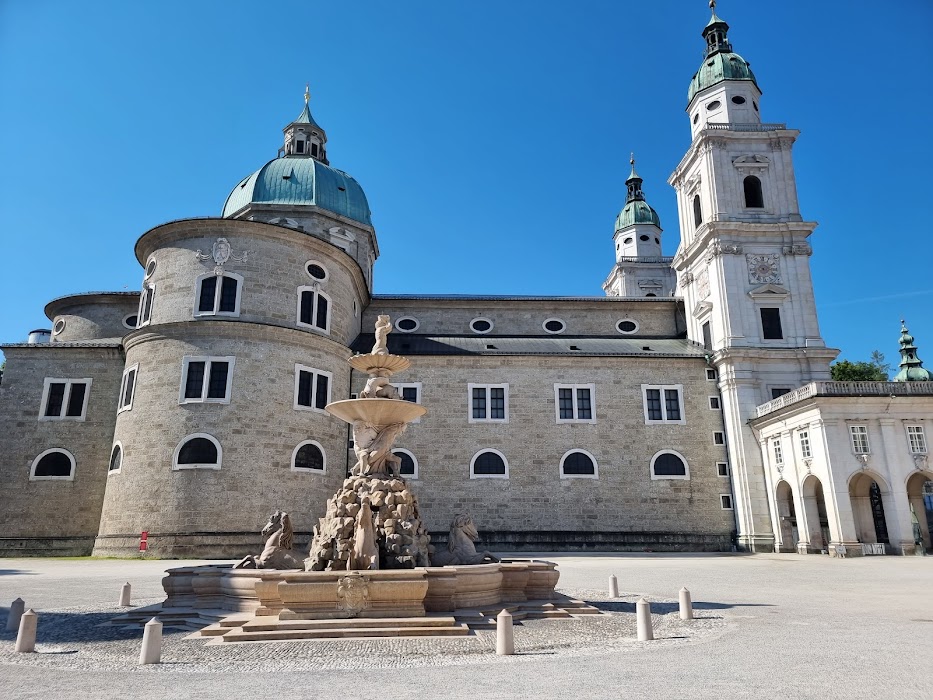 Dom zu Salzburg küçük fotoğraf 3