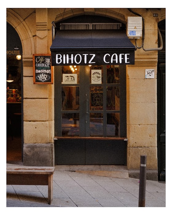 Bihotz Café küçük fotoğraf 2