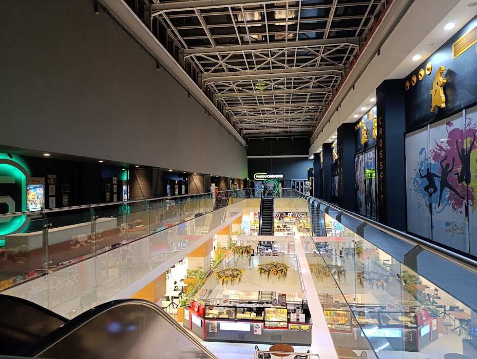 Paribu Cineverse İzmir Park küçük fotoğraf 3