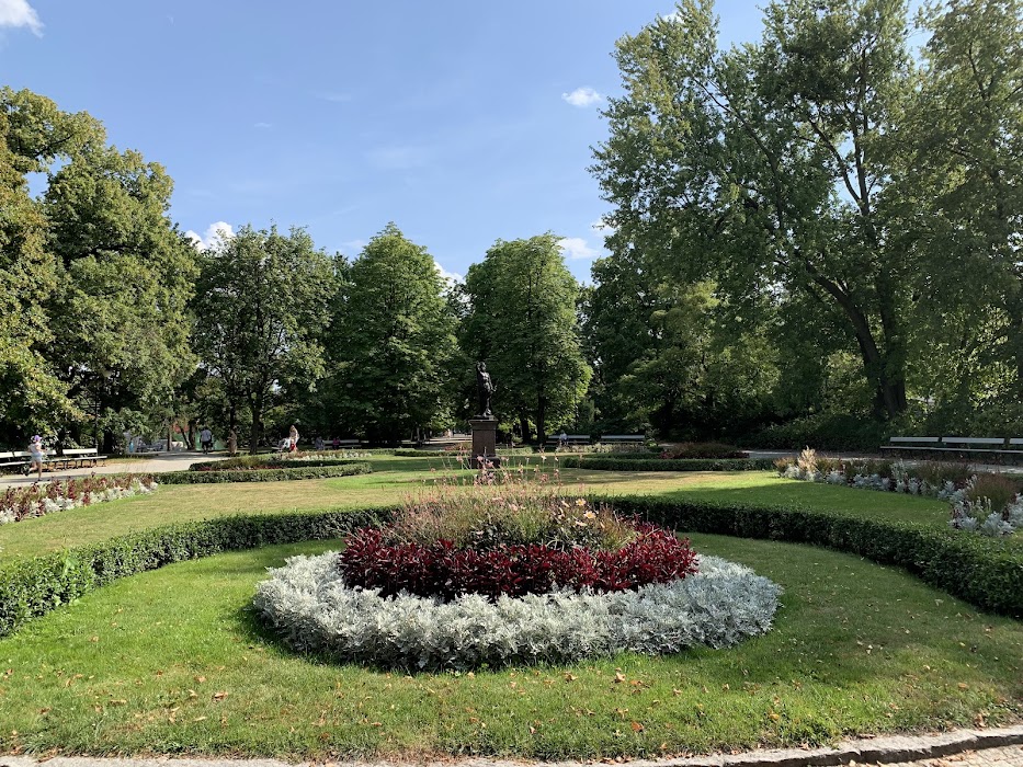 Ujazdów Park küçük fotoğraf 2