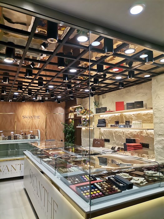 Swanthe Chocolates Çikolata Atölyesi- El Yapımı Butik Çikolata küçük fotoğraf 4