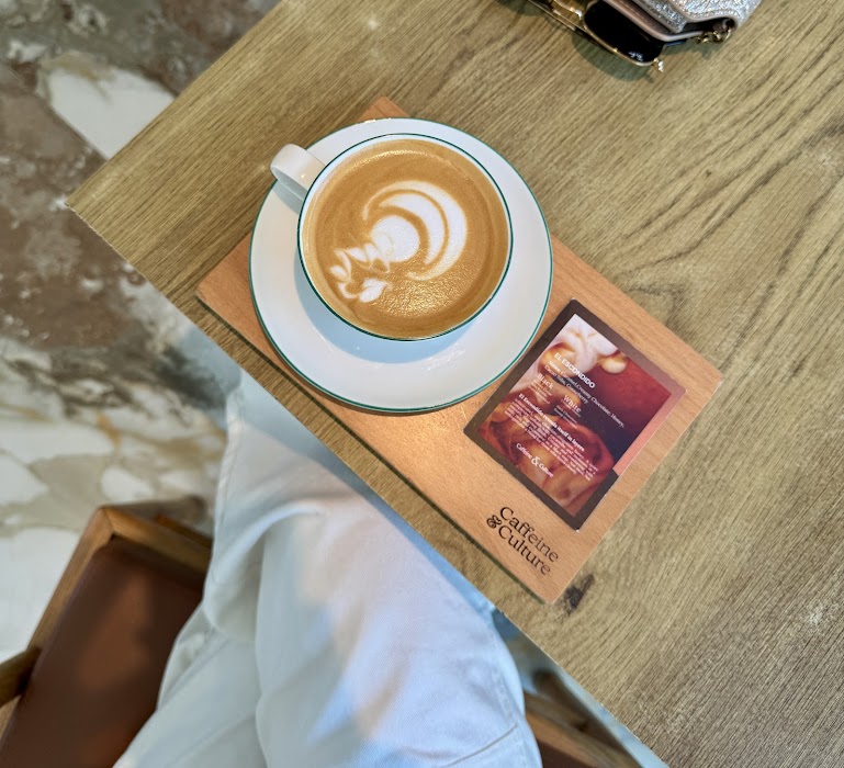 Caffeine and Culture Cafe küçük fotoğraf 4