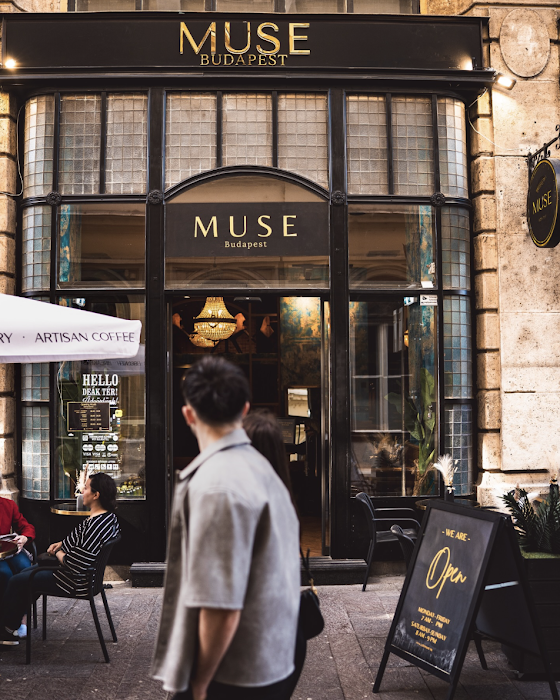 Cafe Muse küçük fotoğraf 2