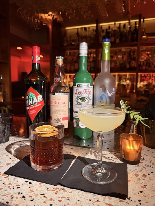 Bar Leonor küçük fotoğraf 3