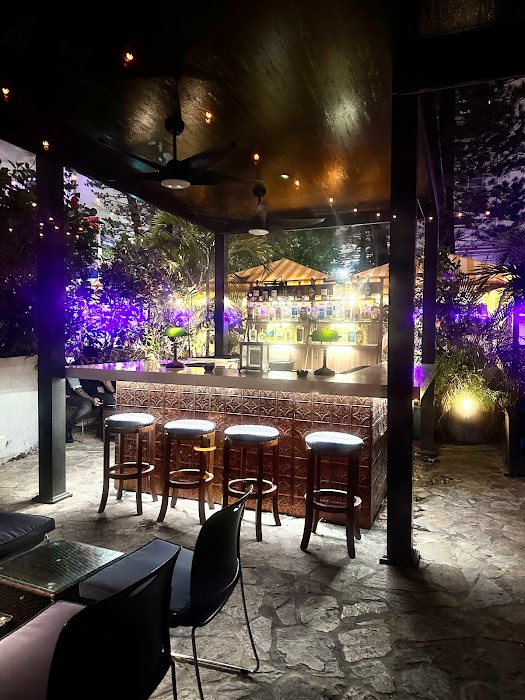 Swizzle Rum Bar & Drinkery küçük fotoğraf 3
