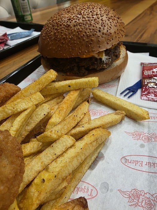 BURGERS küçük fotoğraf 3