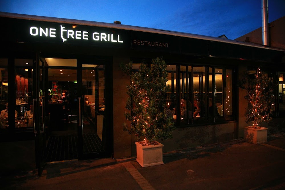 One Tree Grill küçük fotoğraf 2