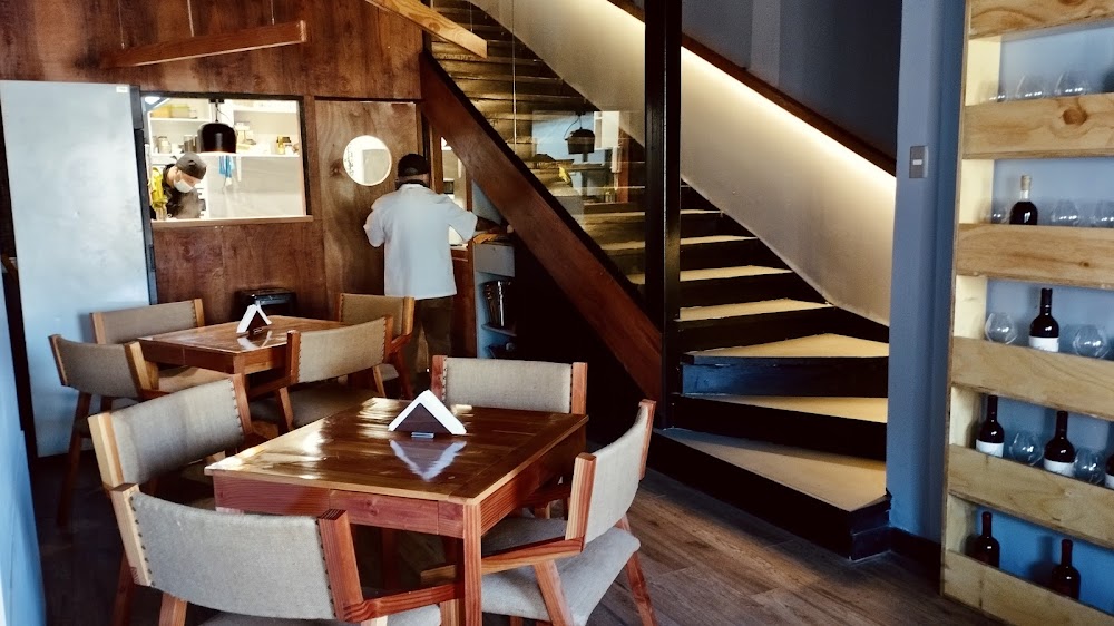 Olichen Restaurant küçük fotoğraf 2