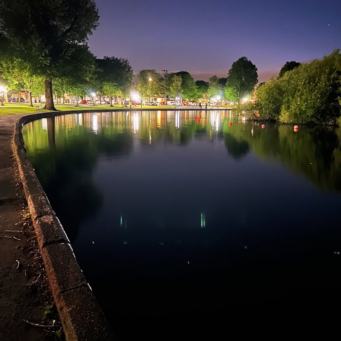 The Lough fotoğraf 1
