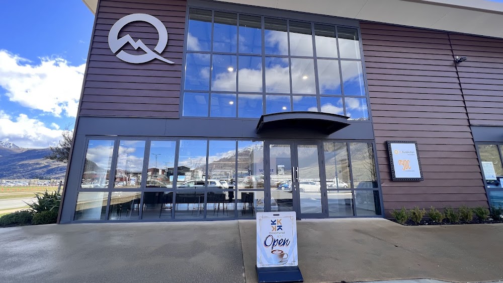 The Komunal Cafe NZ | Halal Food Queenstown fotoğraf 1