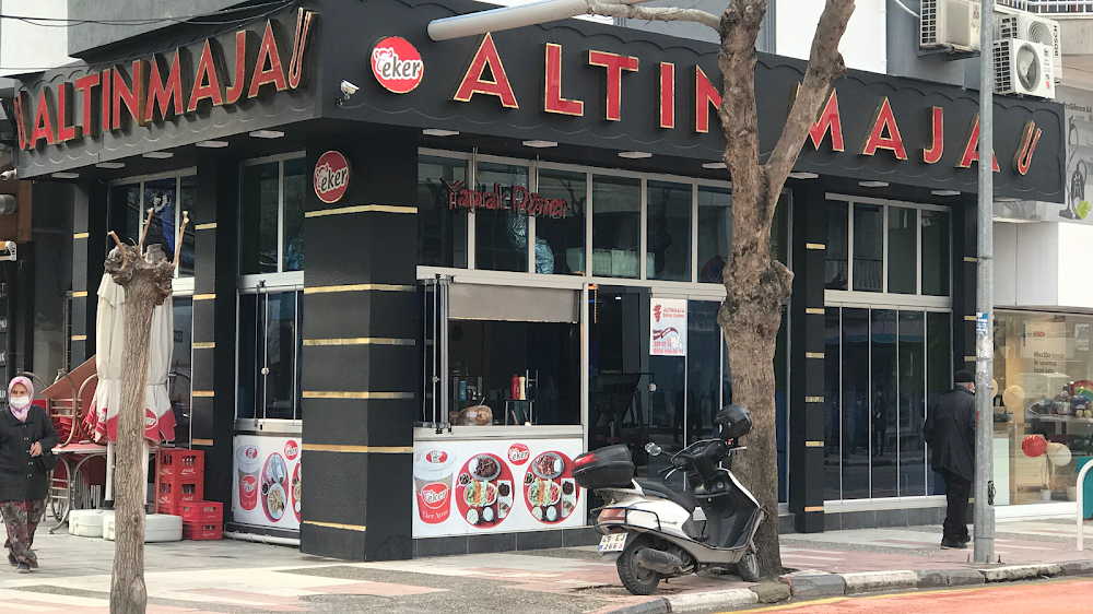 Altın Maja Döner Salonu