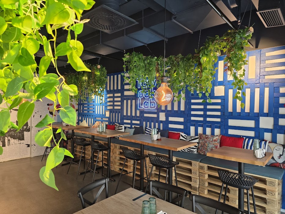 Tawook Lab fotoğraf 1