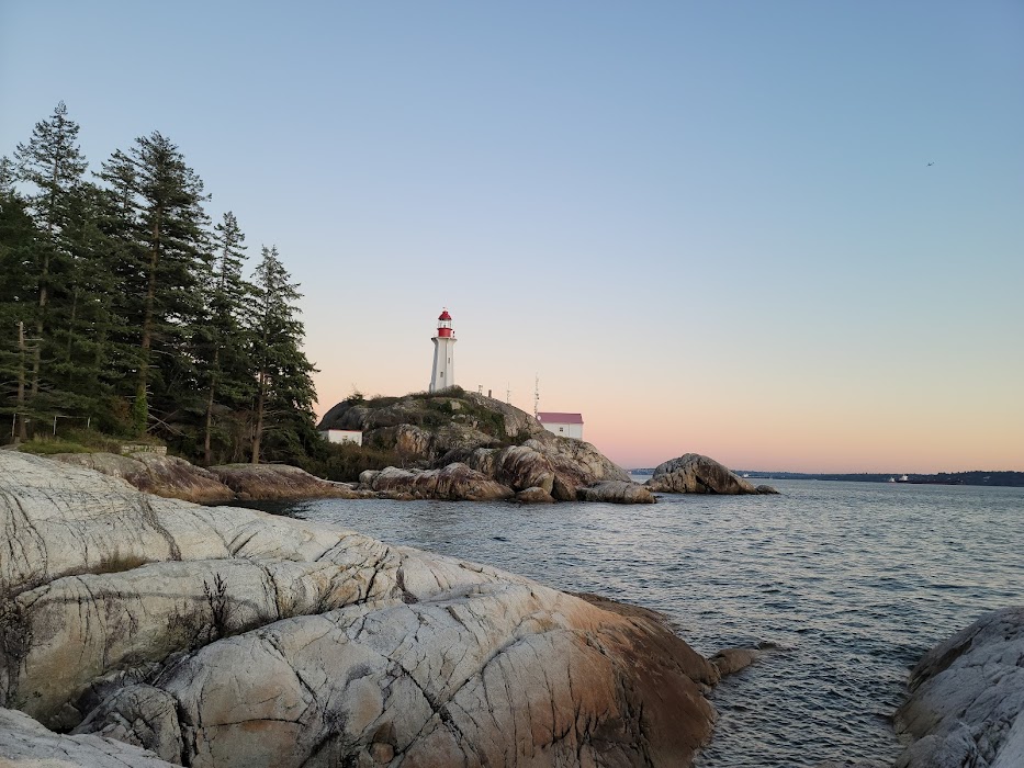 Lighthouse Park | West Vancouver fotoğraf 1