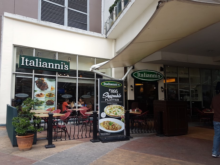 Italianni's - Robinson Place Manila fotoğraf 1