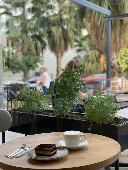 Bote Coffee & Eatery