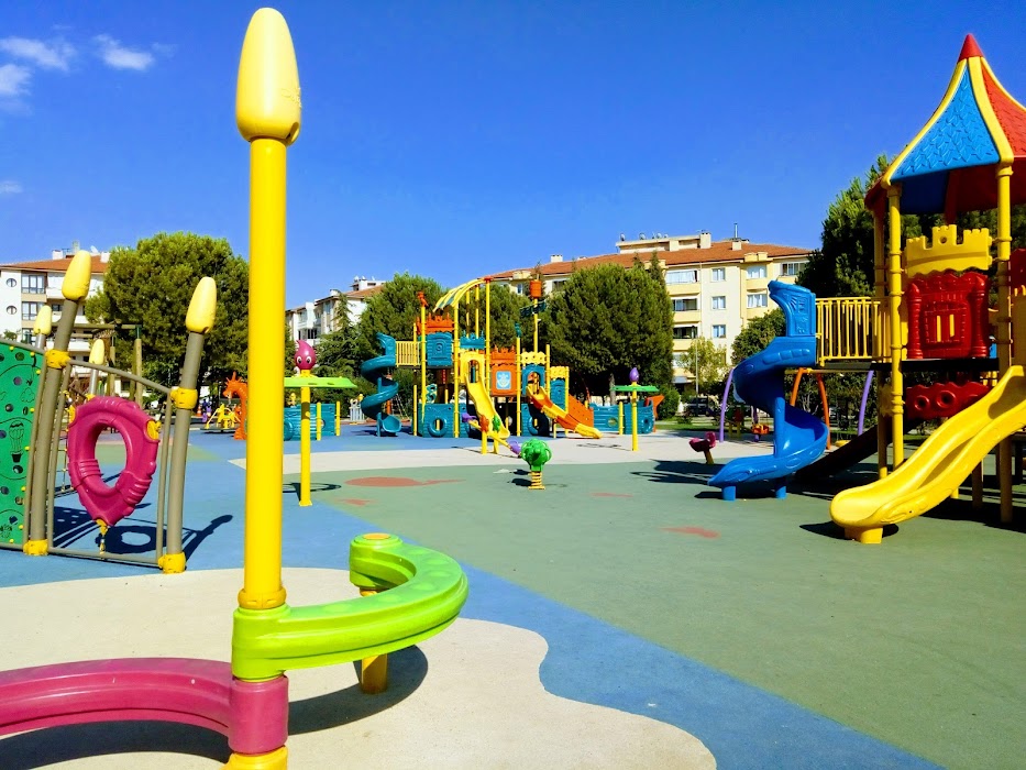 Ahmet Taner Kışlalı Parkı fotoğraf 1