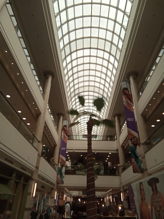 Mall Alto las condes fotoğraf 1