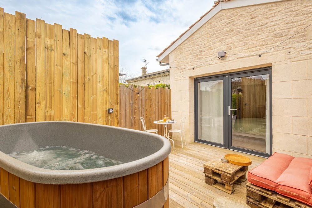 Chambre d'hôtes Le Studio Bordelais avec jacuzzi fotoğraf 1