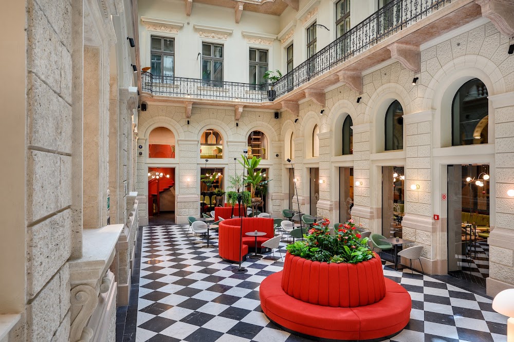 Hotel Oktogon Haggenmacher by Continental Group fotoğraf 1