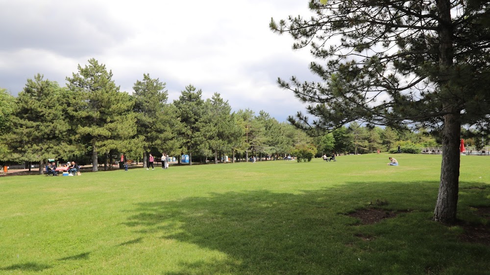 Ahlatlıbel Atatürk Parkı