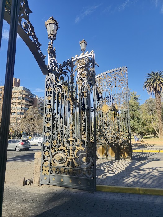 Portones del Parque General San Martín fotoğraf 1