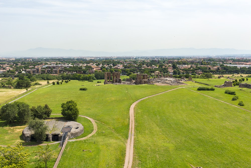 Villa dei Quintili - Parco Archeologico dell'Appia Antica fotoğraf 1