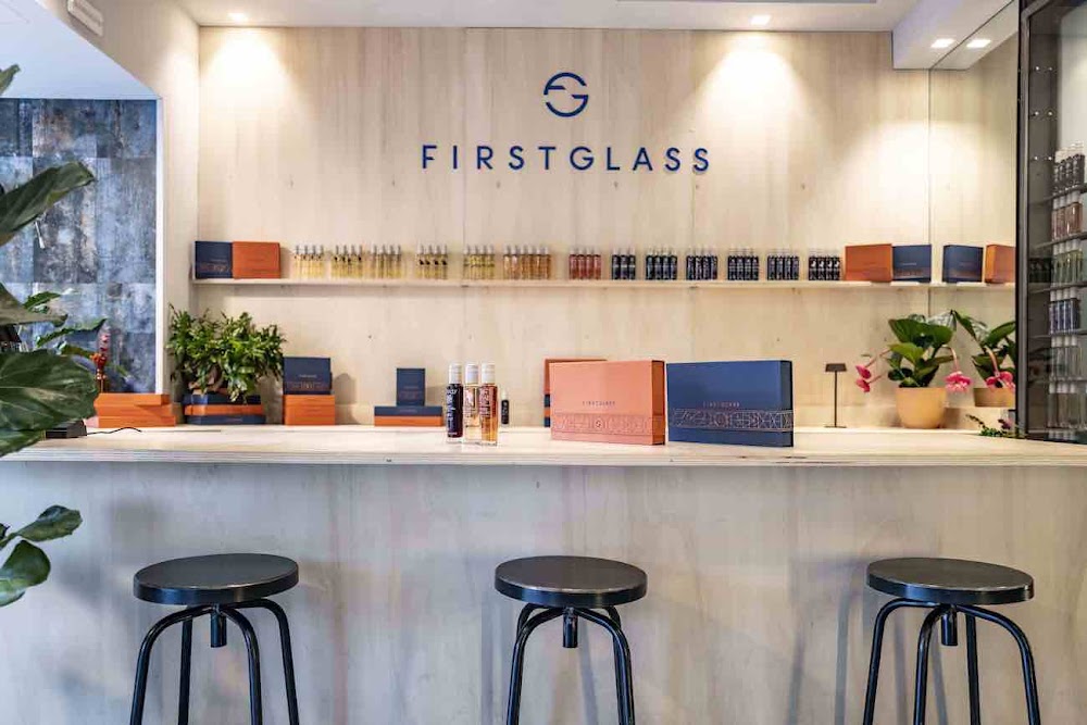 FIRSTGLASS fotoğraf 1