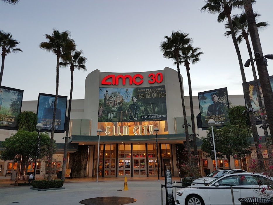 The Outlets at Orange fotoğraf 1