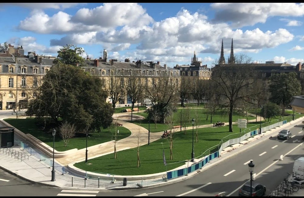 Place Gambetta fotoğraf 1