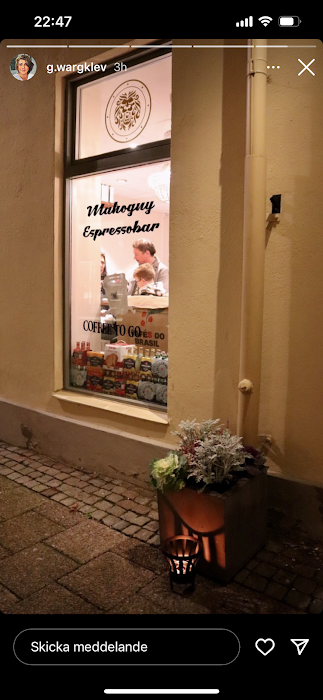 Mahogny fotoğraf 1