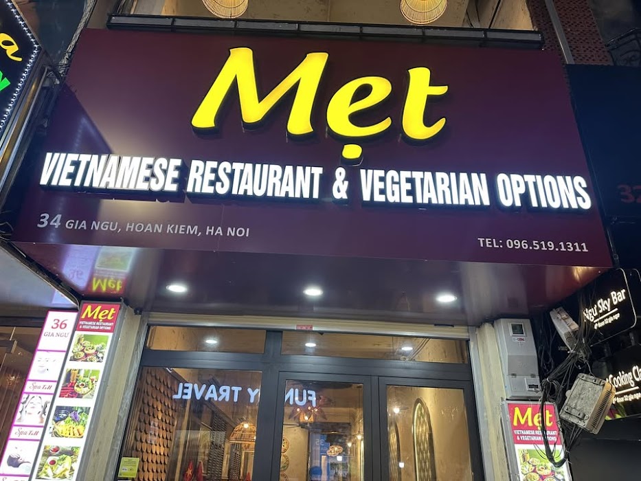 MẸT Vietnamese Restaurant & Vegetarian Met 2 fotoğraf 1